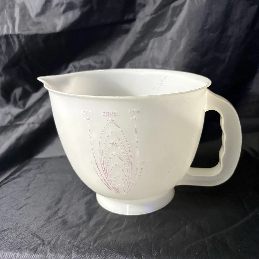 Tupperware this vintage